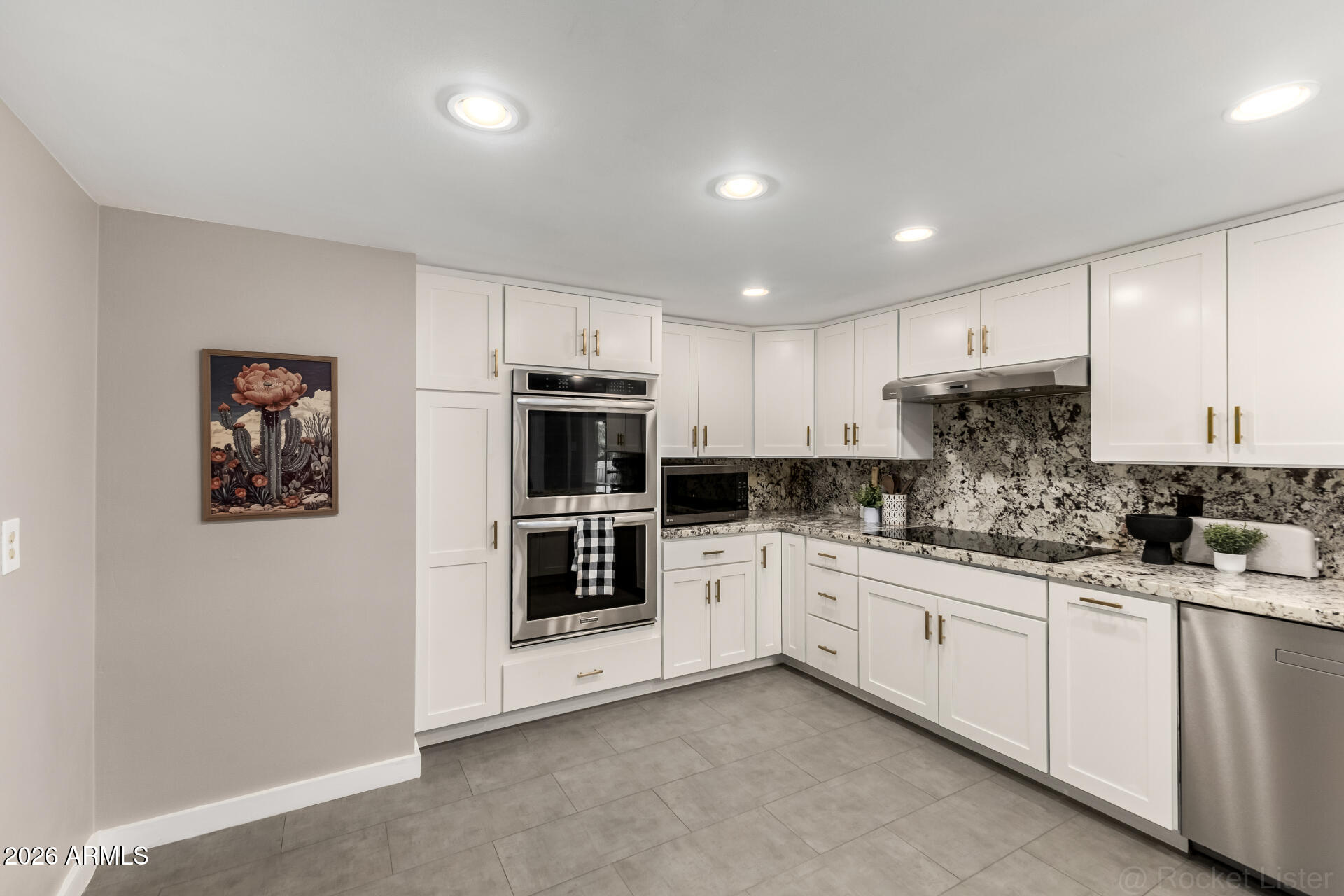 CAREFREE TOO - Residential