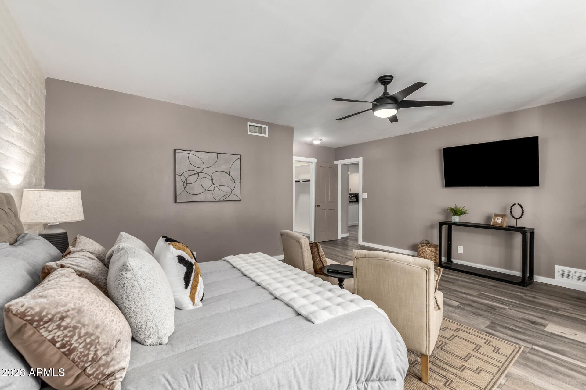 CAREFREE TOO - Residential