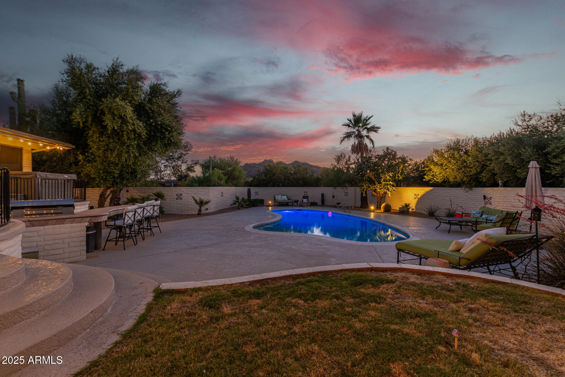 CAREFREE TOO - Residential