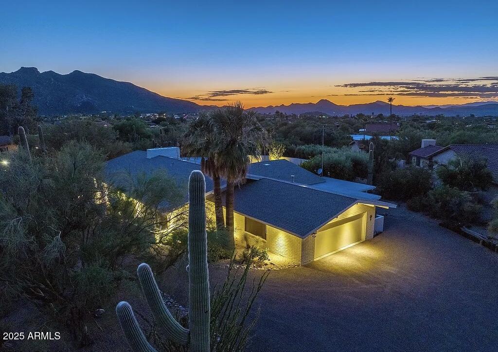 CAREFREE TOO - Residential