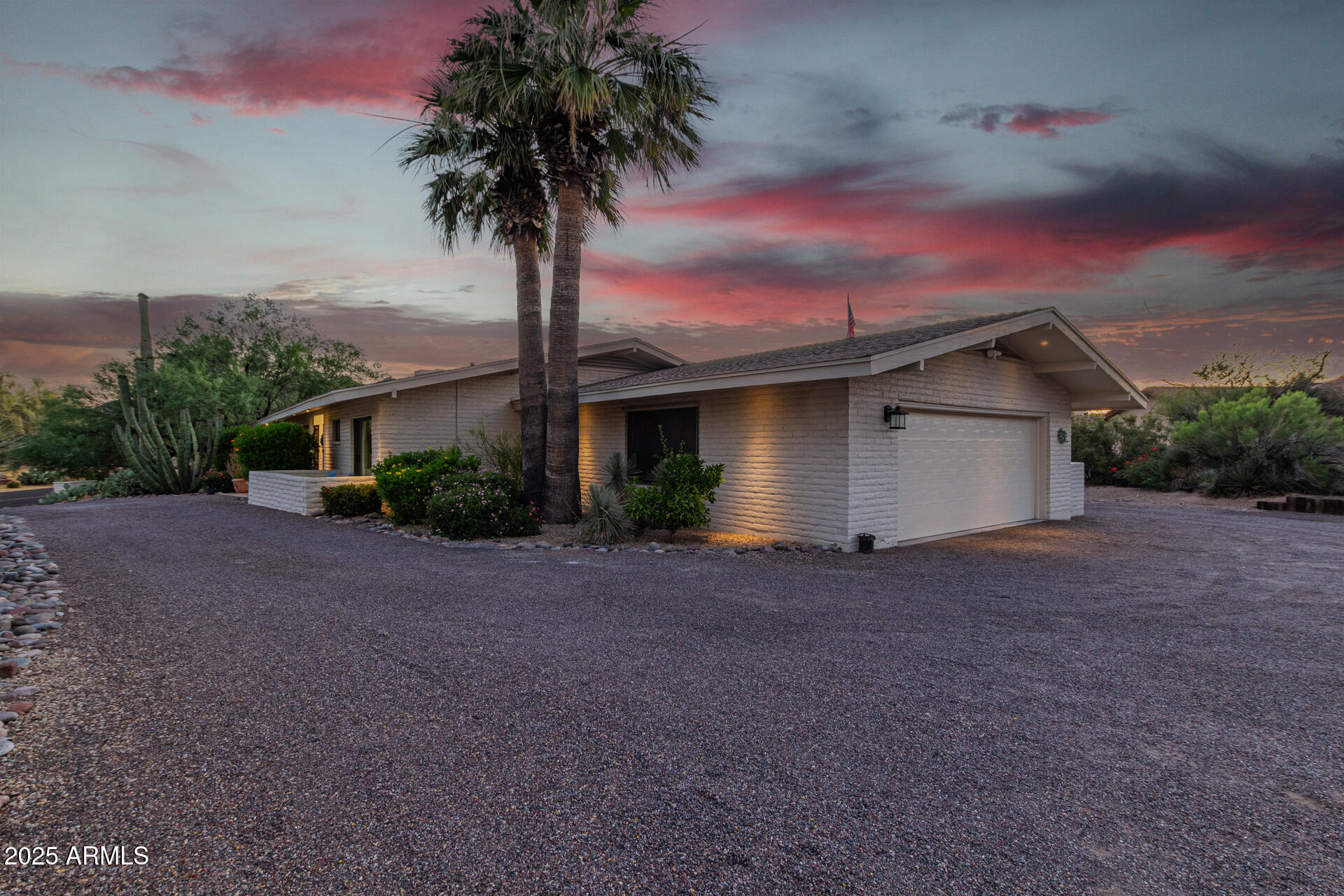 CAREFREE TOO - Residential