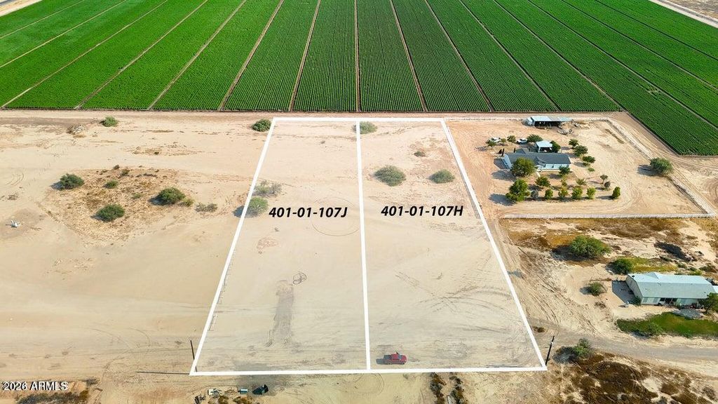 Photo of 0 W Ocotillo Dr 2.79 Acres #-, Casa Grande, AZ 85194 (MLS # 6968182)