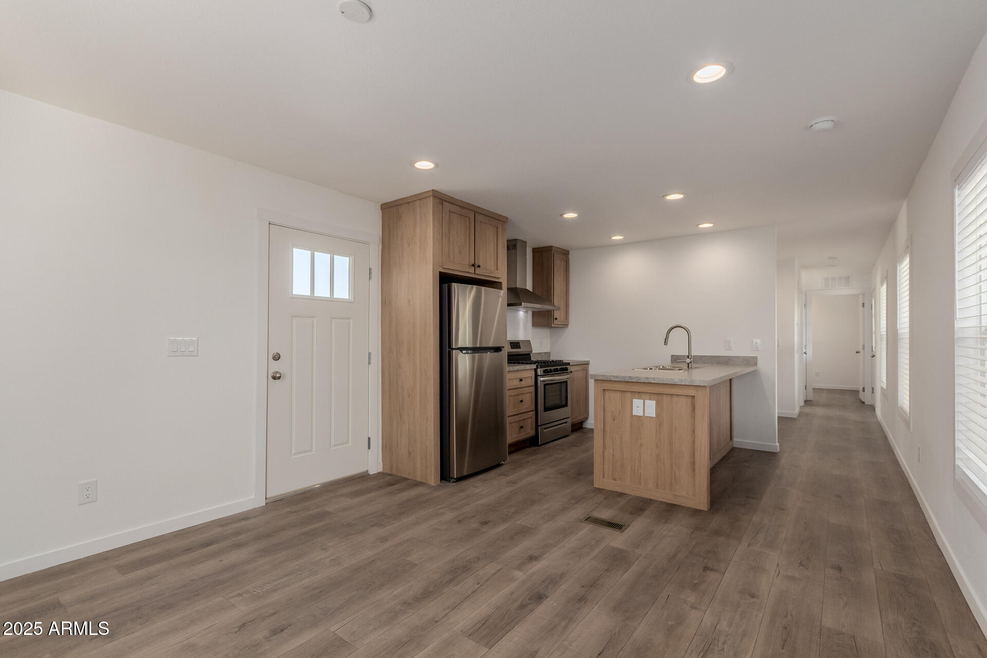 5201 W CAMELBACK Road F195