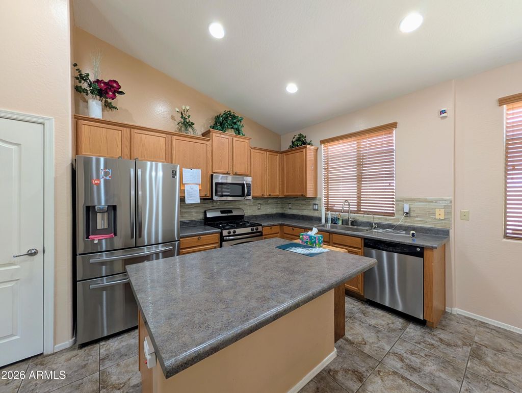 Photo of 6525 S 37th Lane, Phoenix, AZ 85041 (MLS # 7028877)