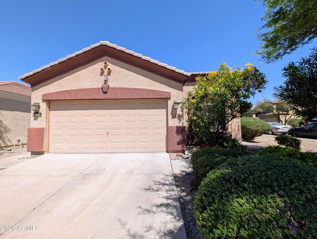 Photo of 6525 S 37th Lane, Phoenix, AZ 85041 (MLS # 7028877)