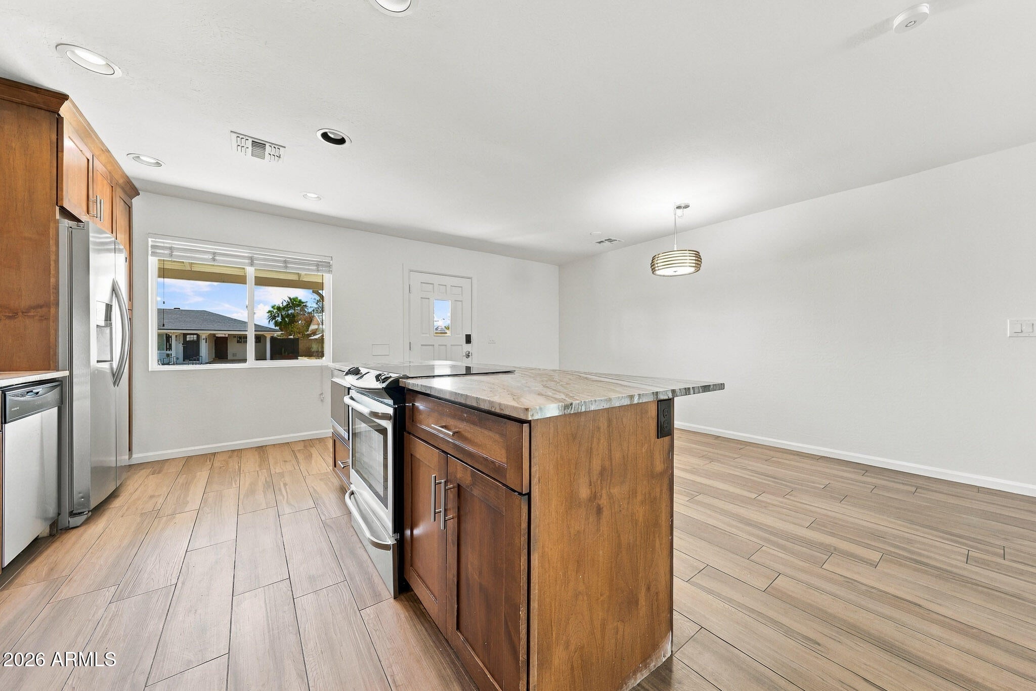 7258 E GRANADA Road