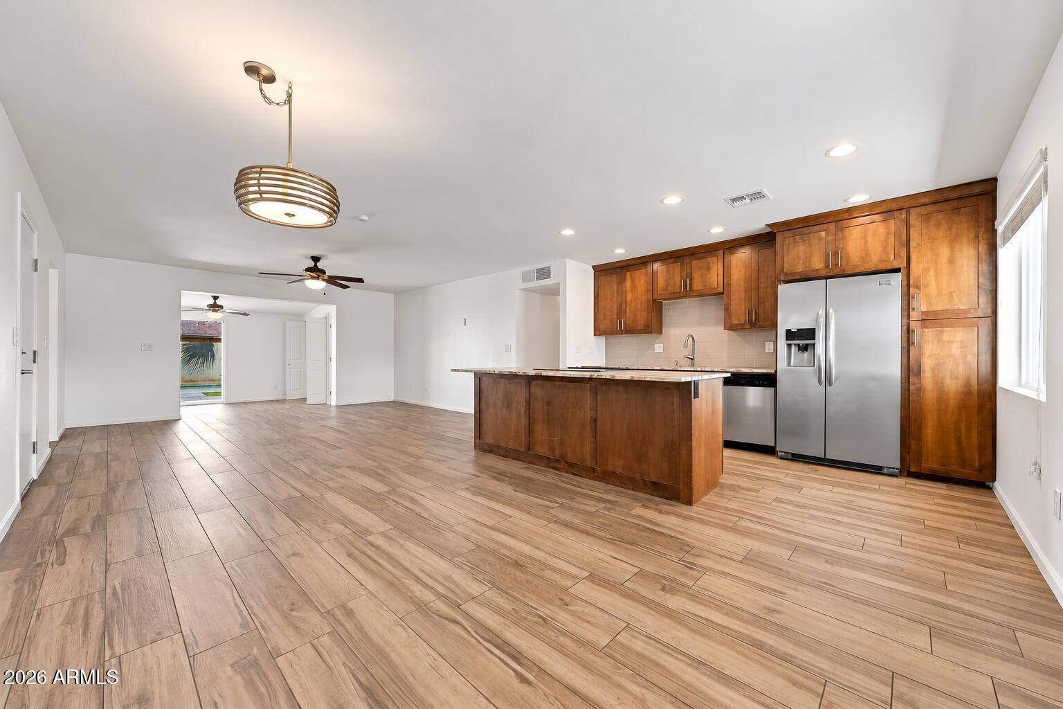 7258 E GRANADA Road