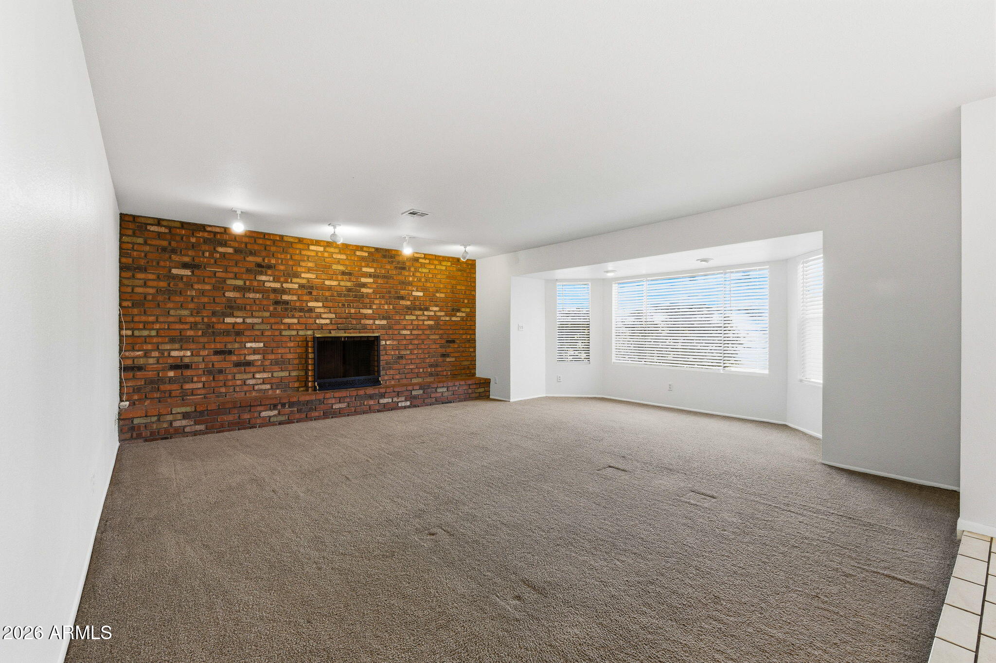 4323 E AHWATUKEE Drive