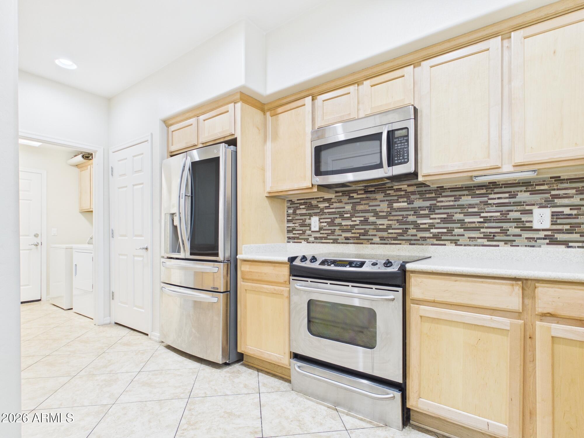 2130 W HUNTER Court 141