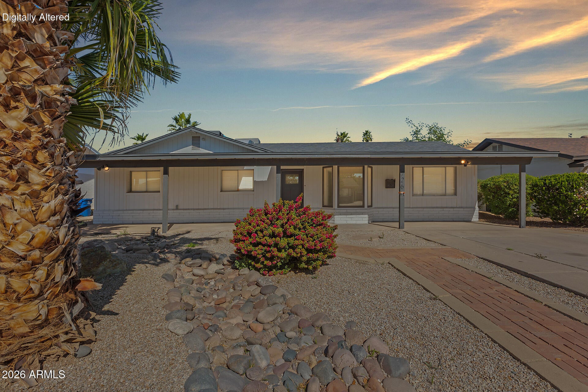 726 W 19TH Street