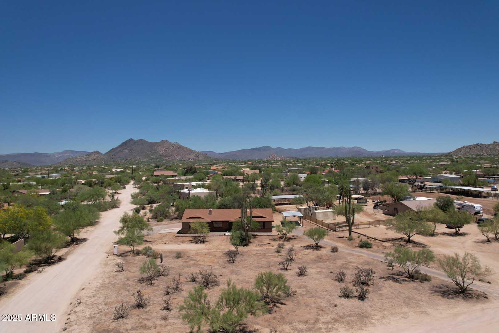 6608 E RANCH Road