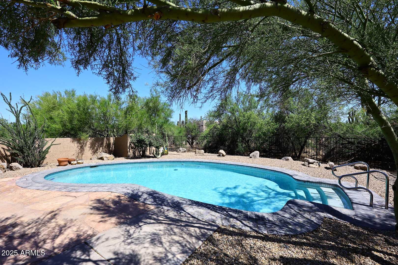6608 E RANCH Road