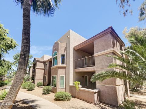 Condominium in Phoenix AZ 17017 12TH Street.jpg