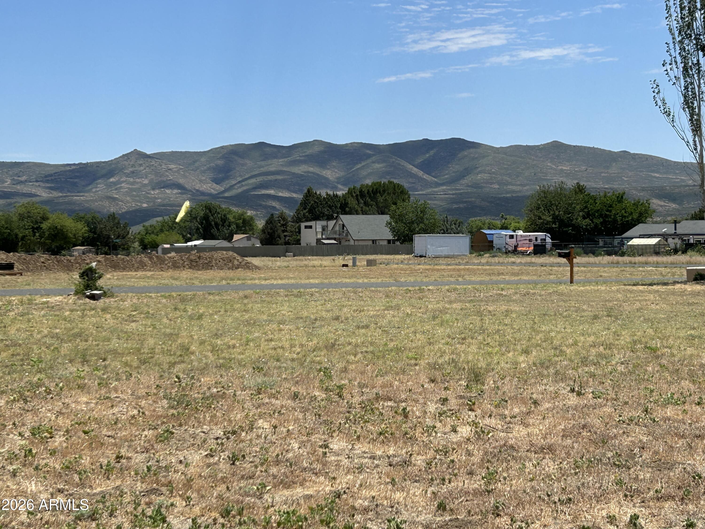 Photo 1 of 21 — 18628 S Joseph Hodge Road 80, Peeples Valley, AZ 86332