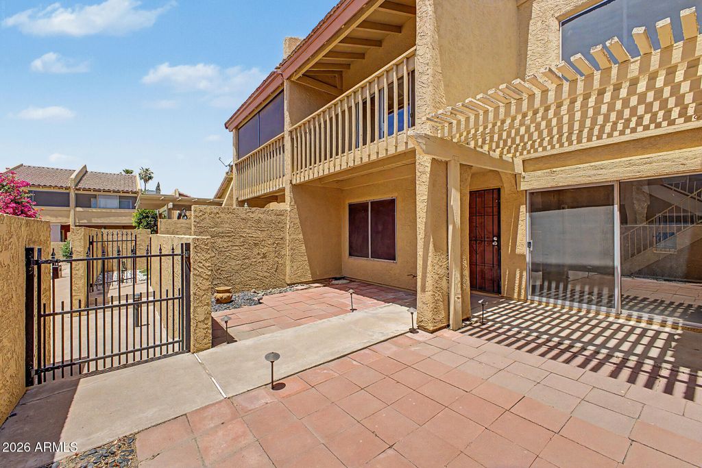 Photo of 8430 N Central Avenue #C, Phoenix, AZ 85020 (MLS # 7031001)