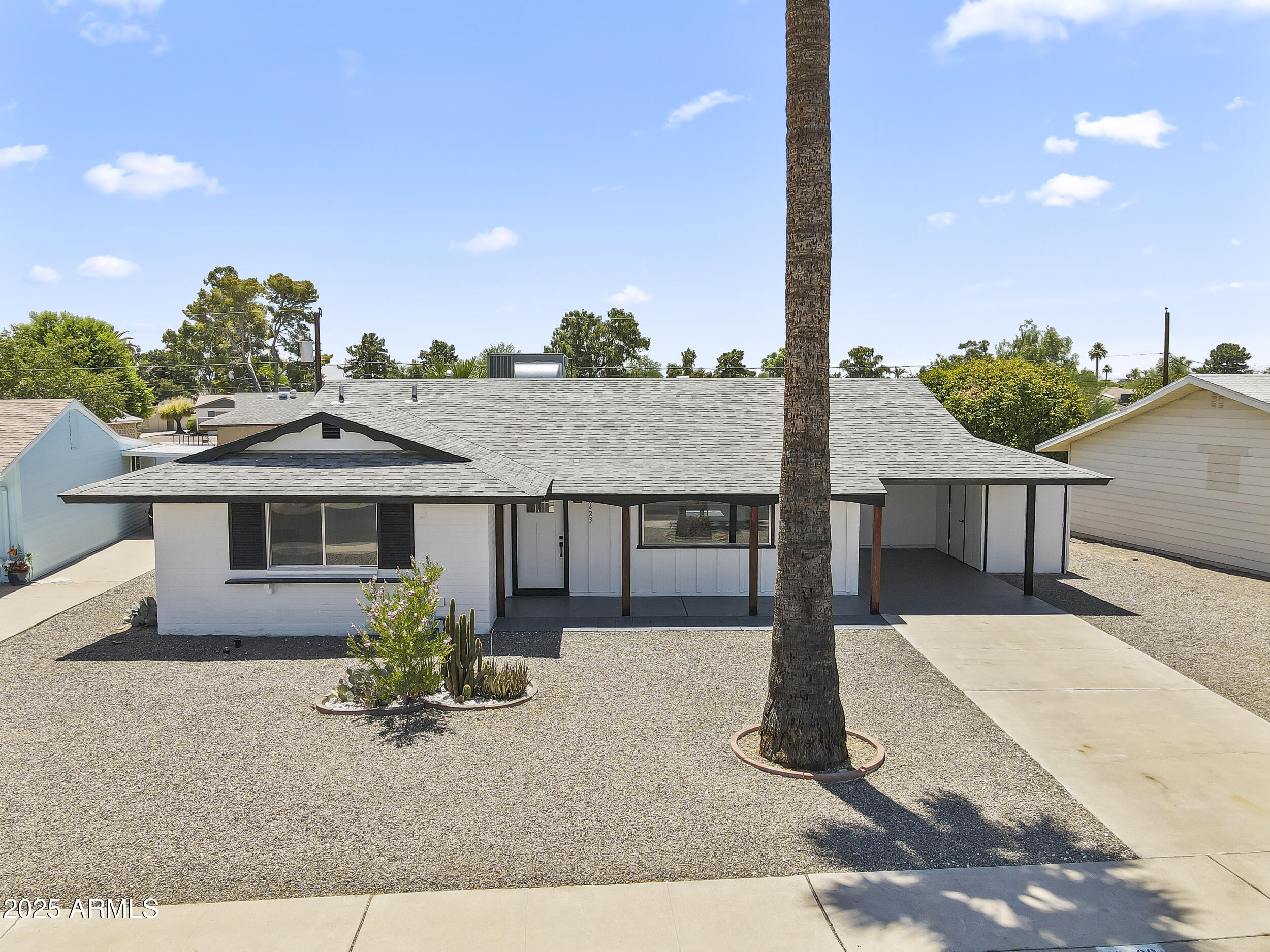 10423 W MONTEROSA Drive