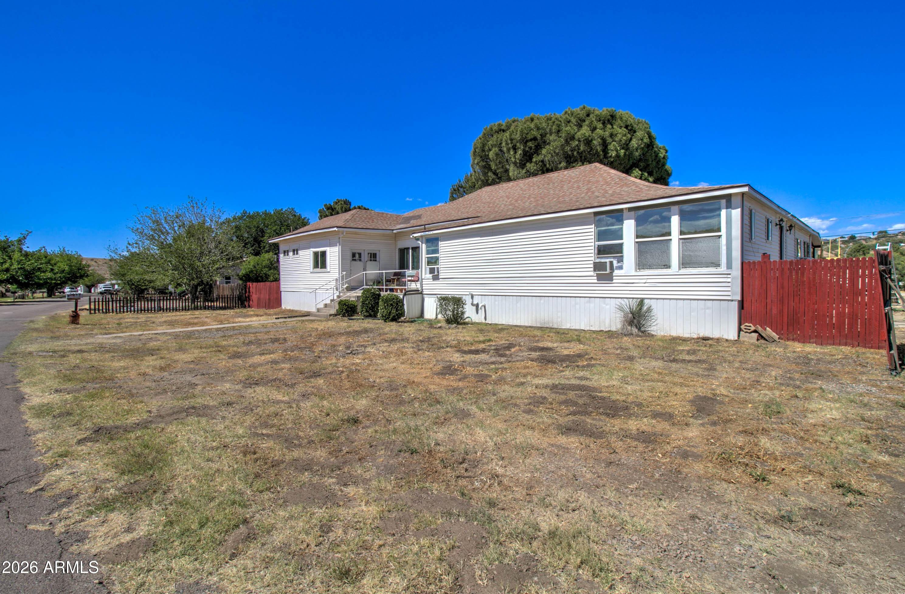 5649 S MIAMI GARDENS Drive