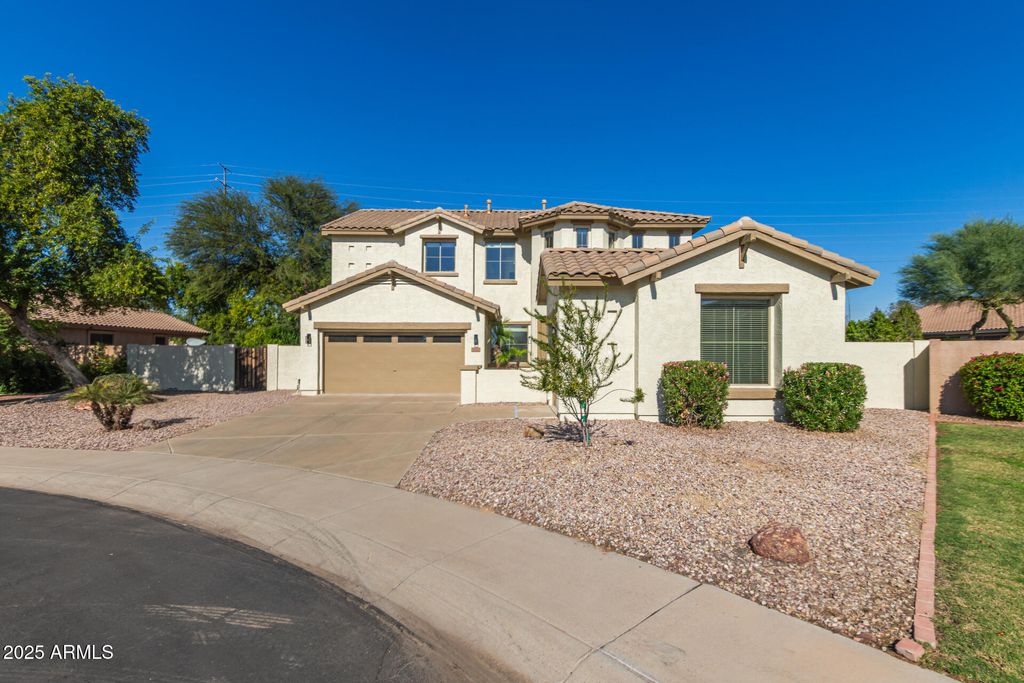 Photo of 2162 E Yellowstone Place, Chandler, AZ 85249 (MLS # 6951765)