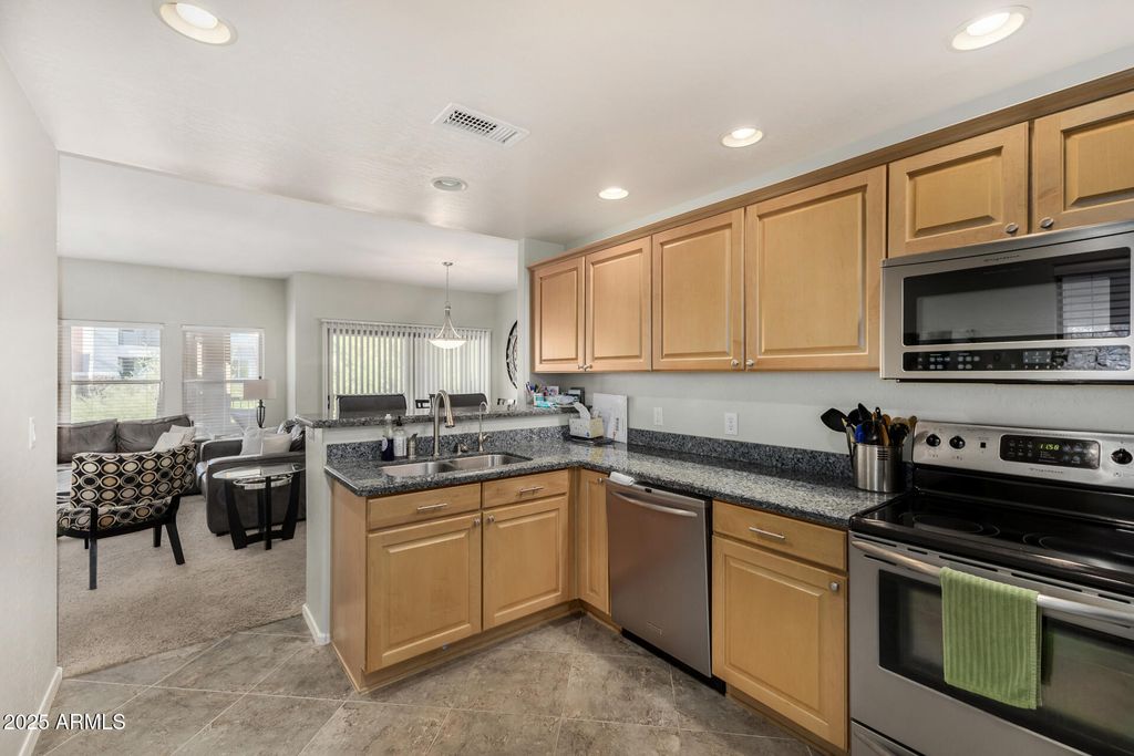 Photo of 19700 N 76th Street #2098, Scottsdale, AZ 85255 (MLS # 6953579)