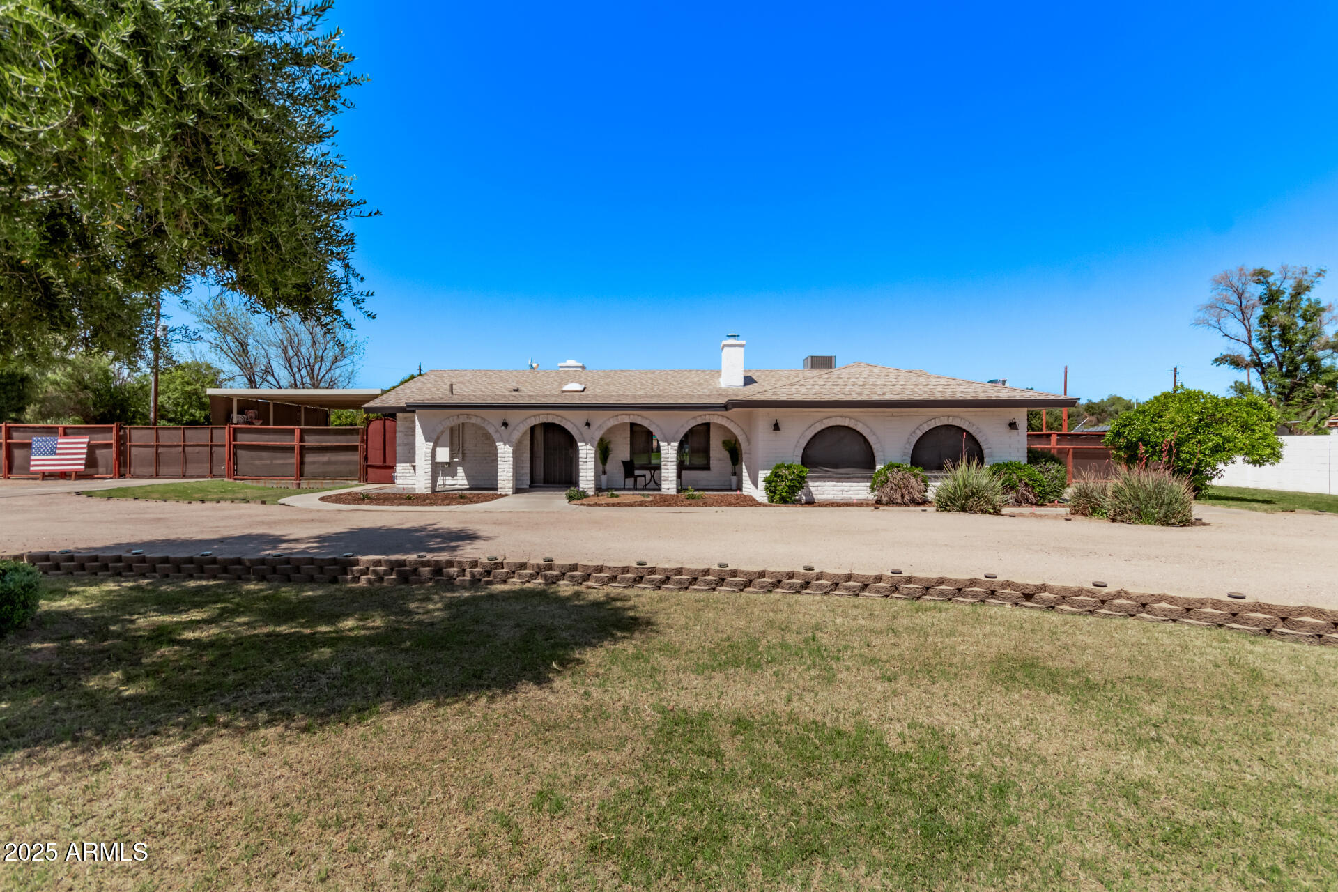 368 E CAMPBELL Road