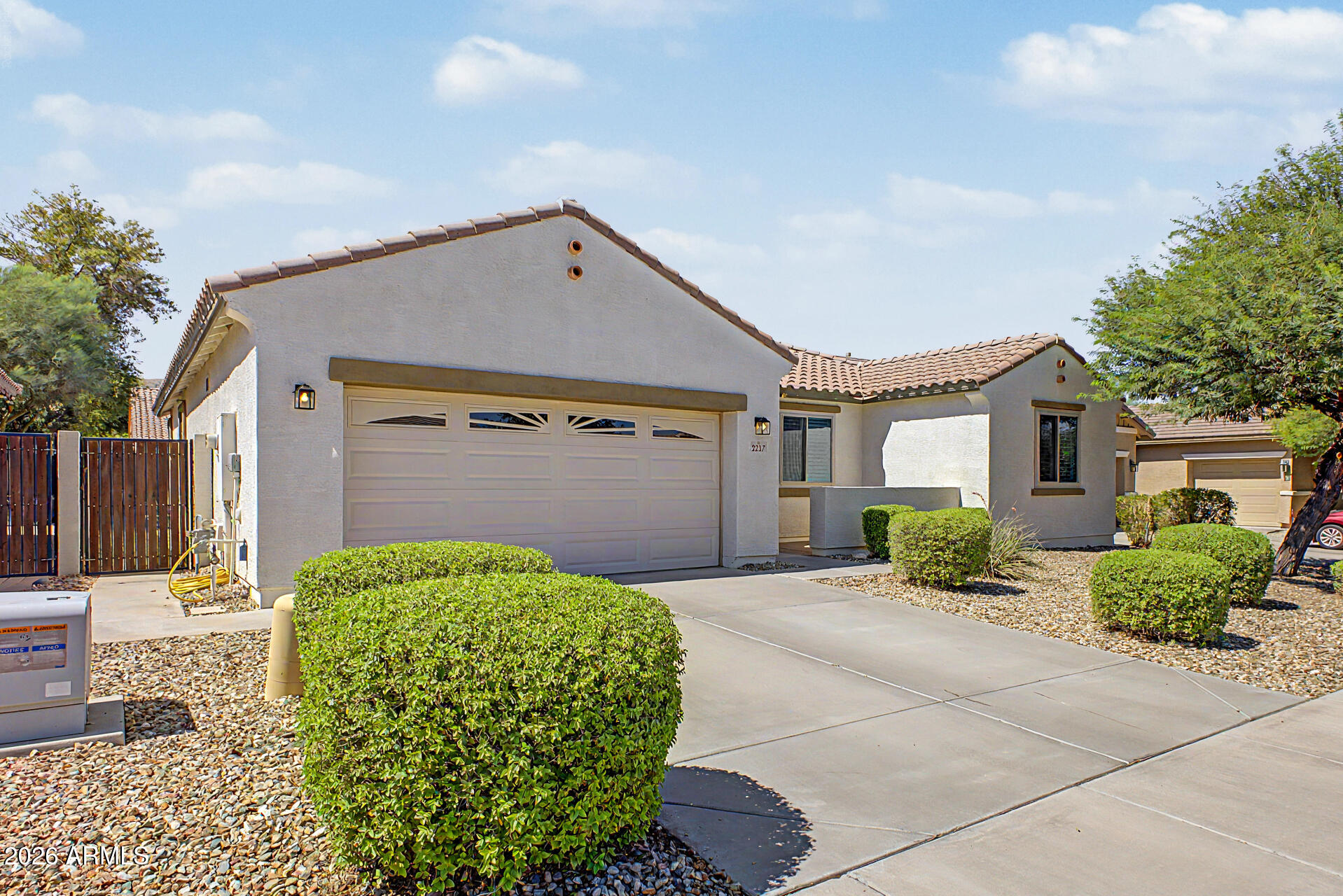 2217 W ALICIA Drive