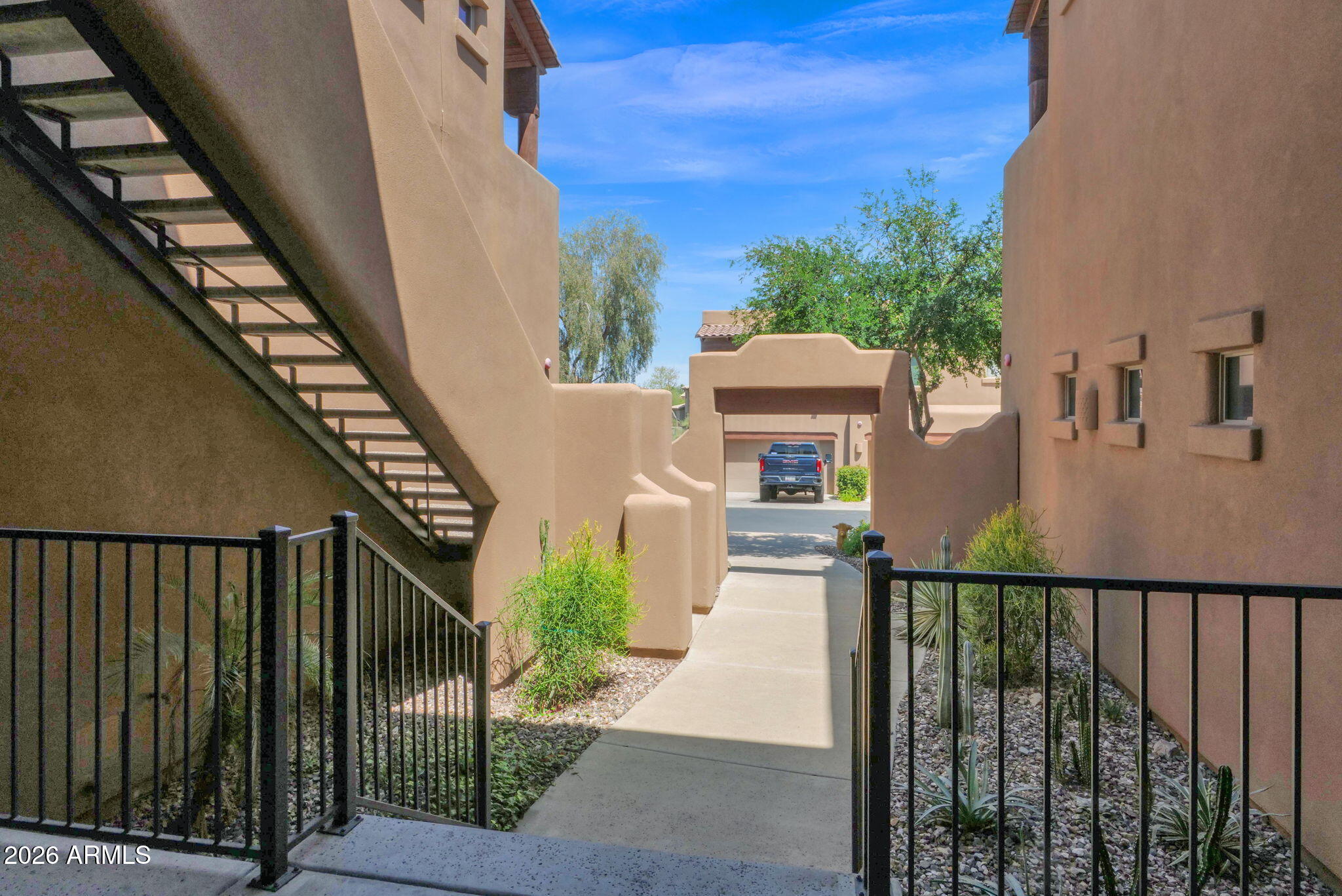 13600 N FOUNTAIN HILLS Boulevard 605