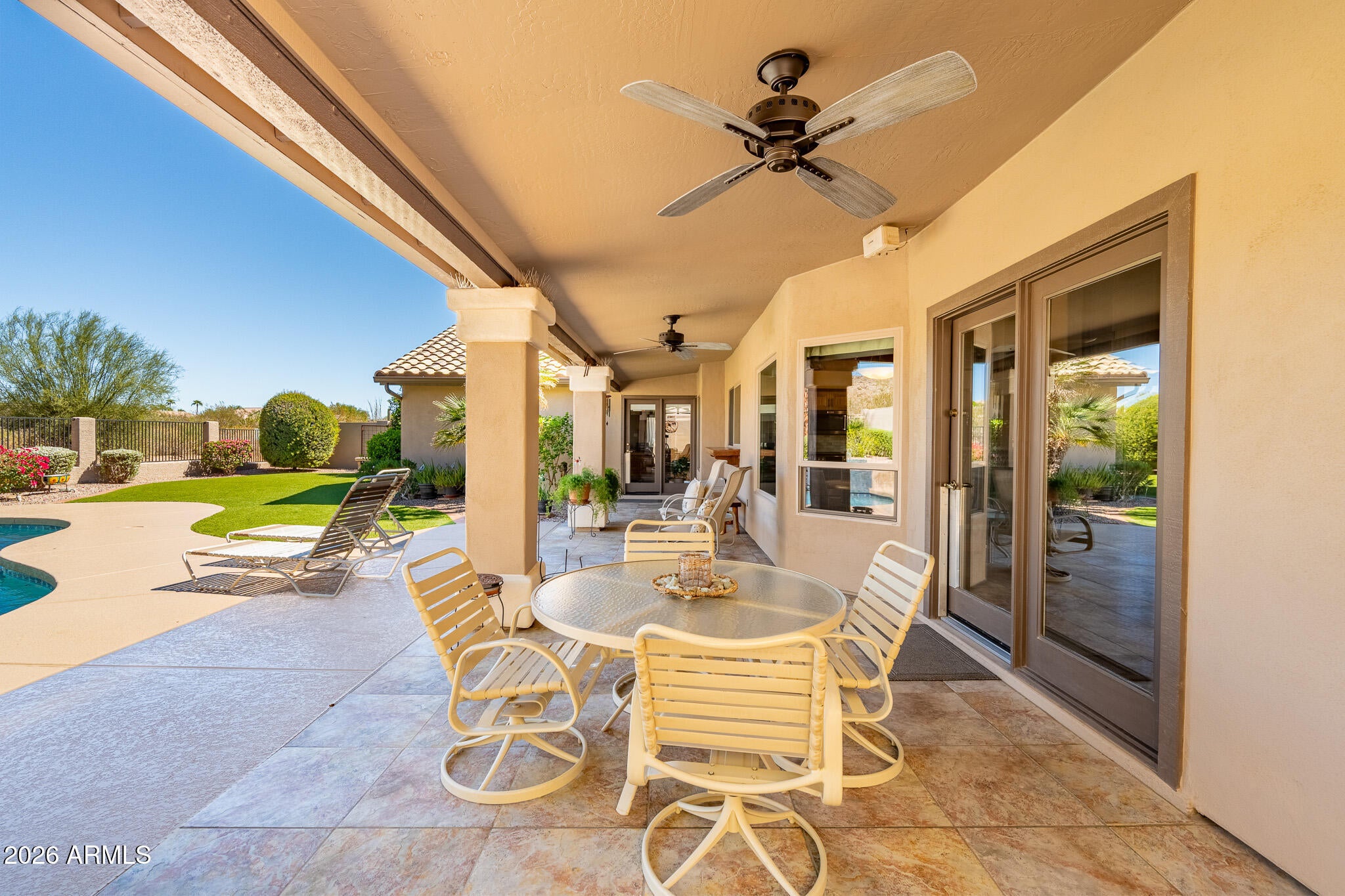 Properties 1 2152 E SAPIUM Way