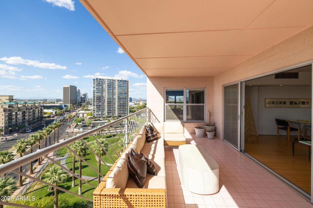 Photo of 2201 N Central Avenue #10C, Phoenix, AZ 85004 (MLS # 7008881)