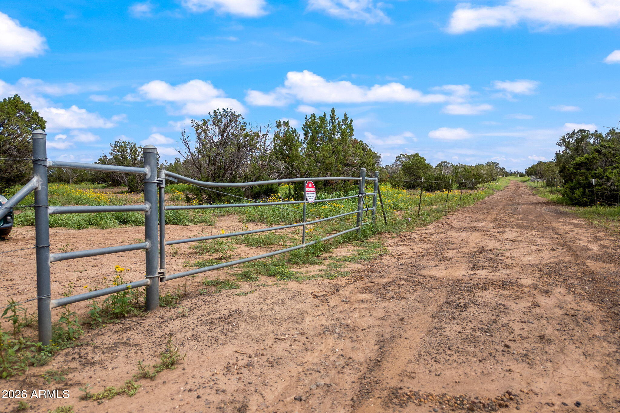 9132 Grant Road 011D
