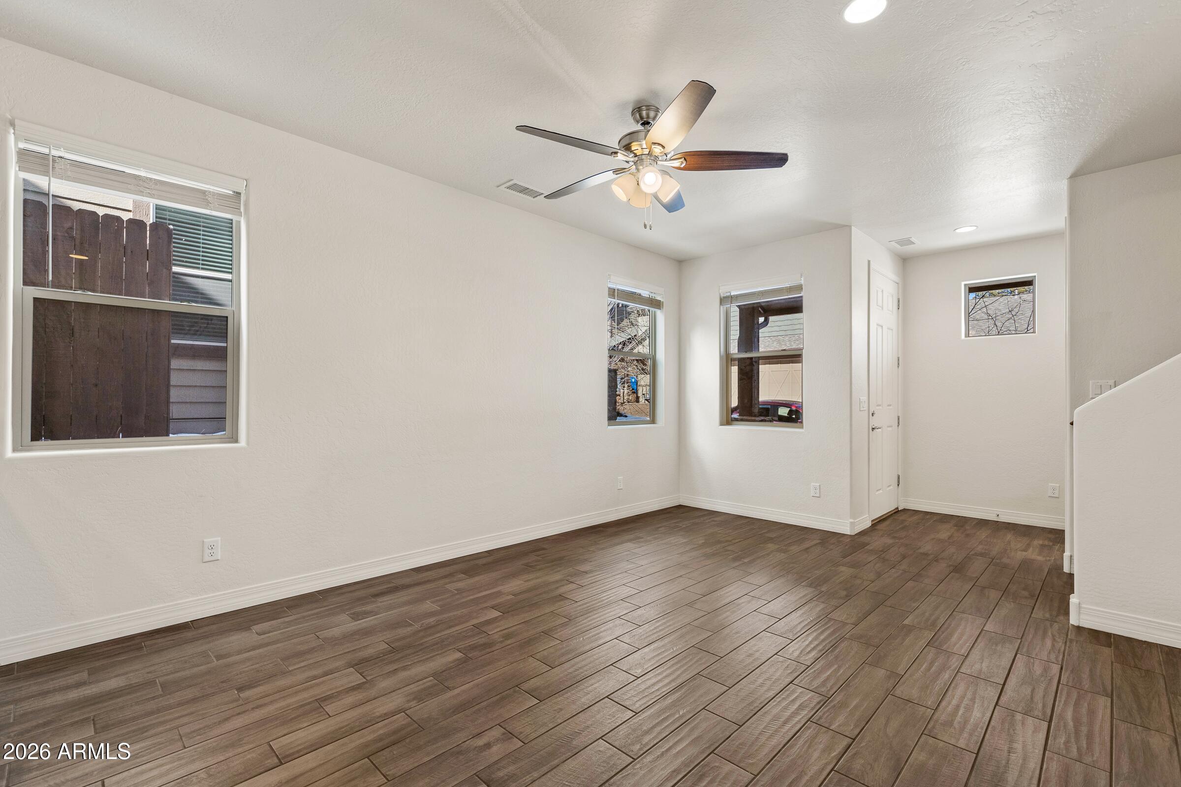 2579 W POLLO Circle