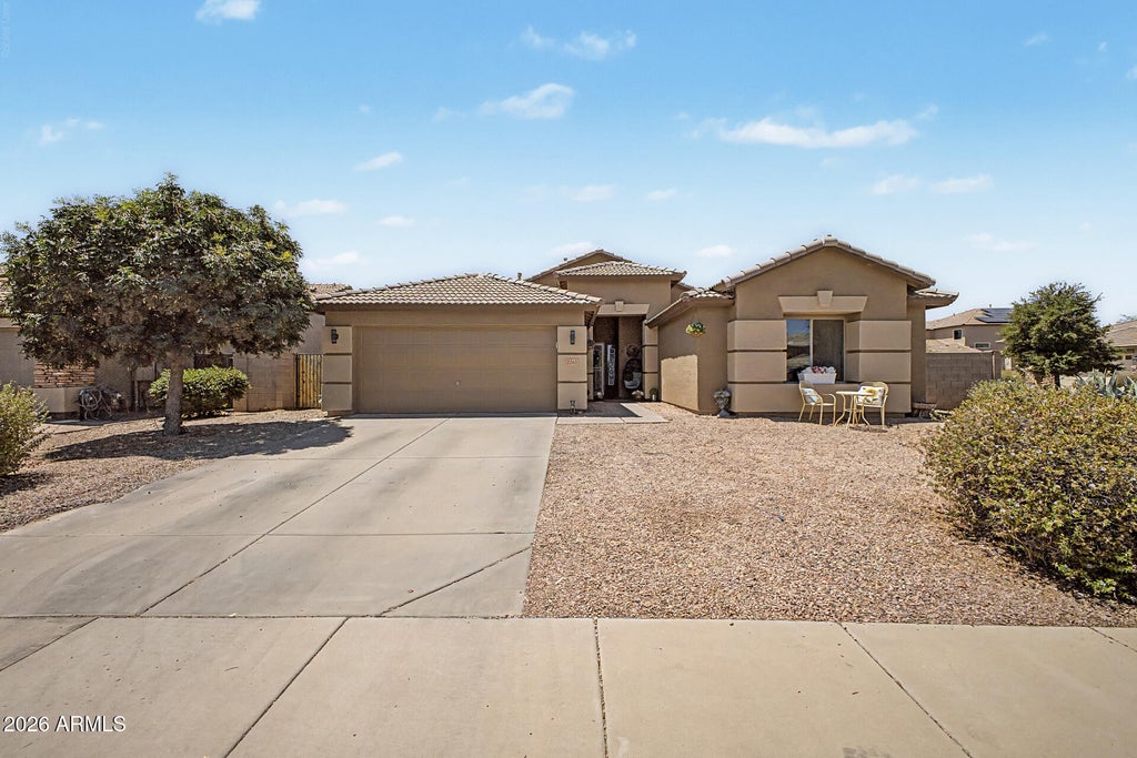 Photo of 2265 W Sunshine Butte Drive, San Tan Valley, AZ 85144 (MLS # 7045692)