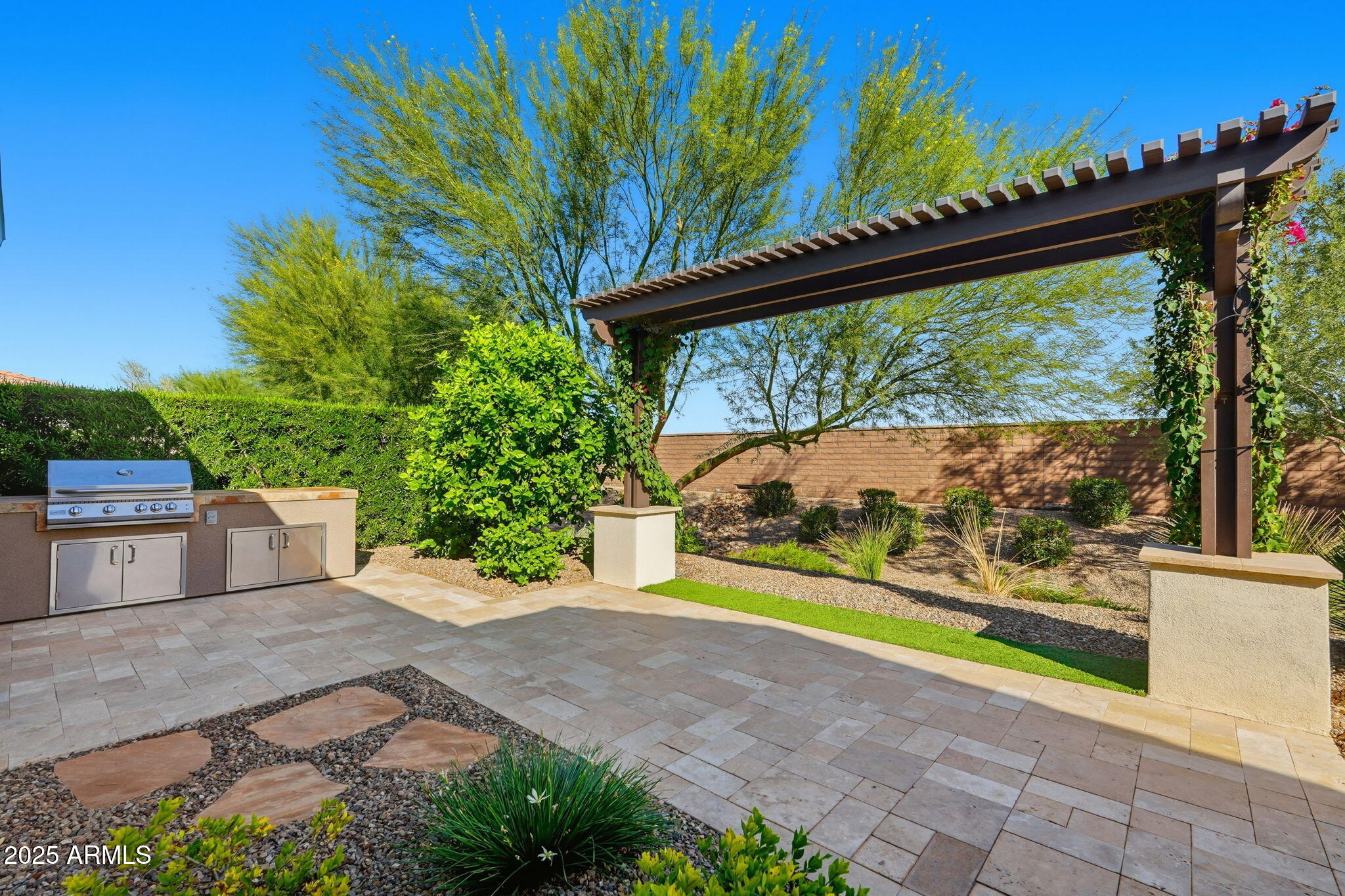 35465 N GRANADA Lane