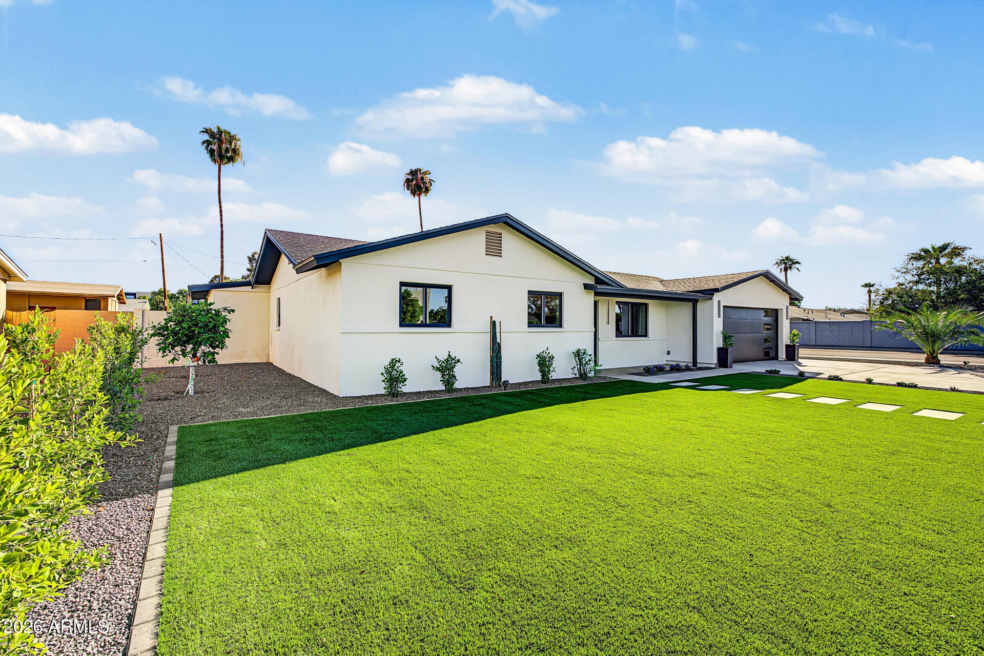 8403 E HEATHERBRAE Drive
