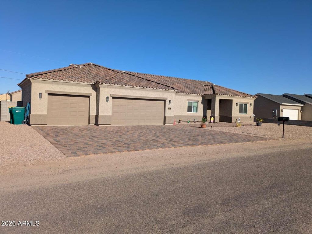 Photo of 4080 N Turquoise Drive, Eloy, AZ 85131 (MLS # 7003129)