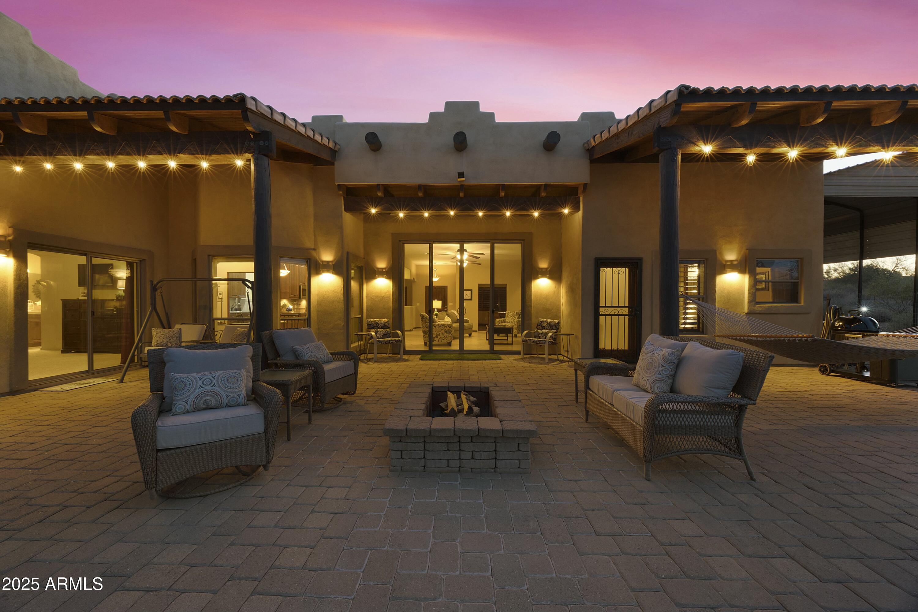 515 S ROADRUNNER Road
