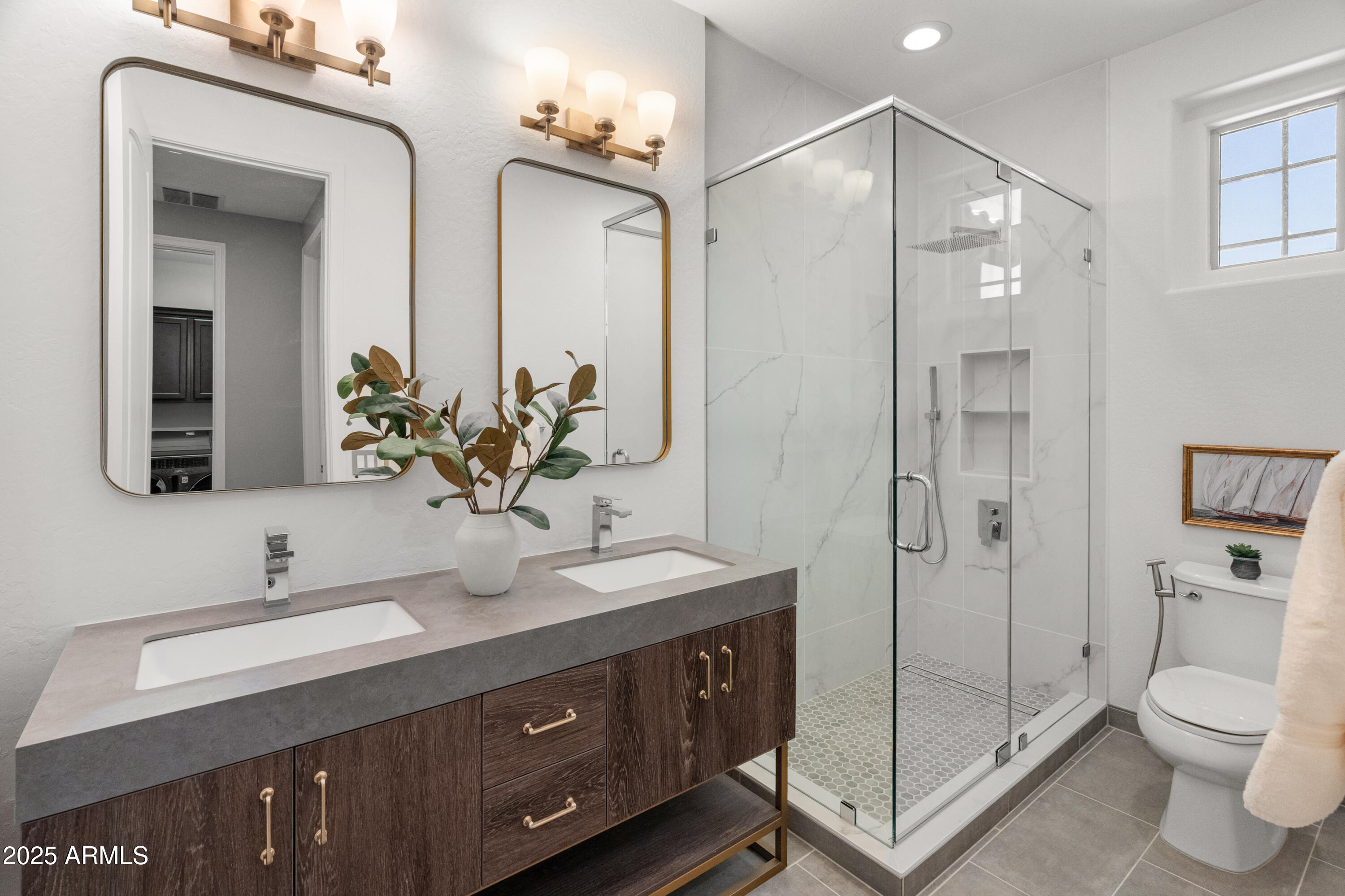 Phoenix, Arizona 85050, United States, 5 Bedrooms Bedrooms, ,5 BathroomsBathrooms,Residential,Active,135535