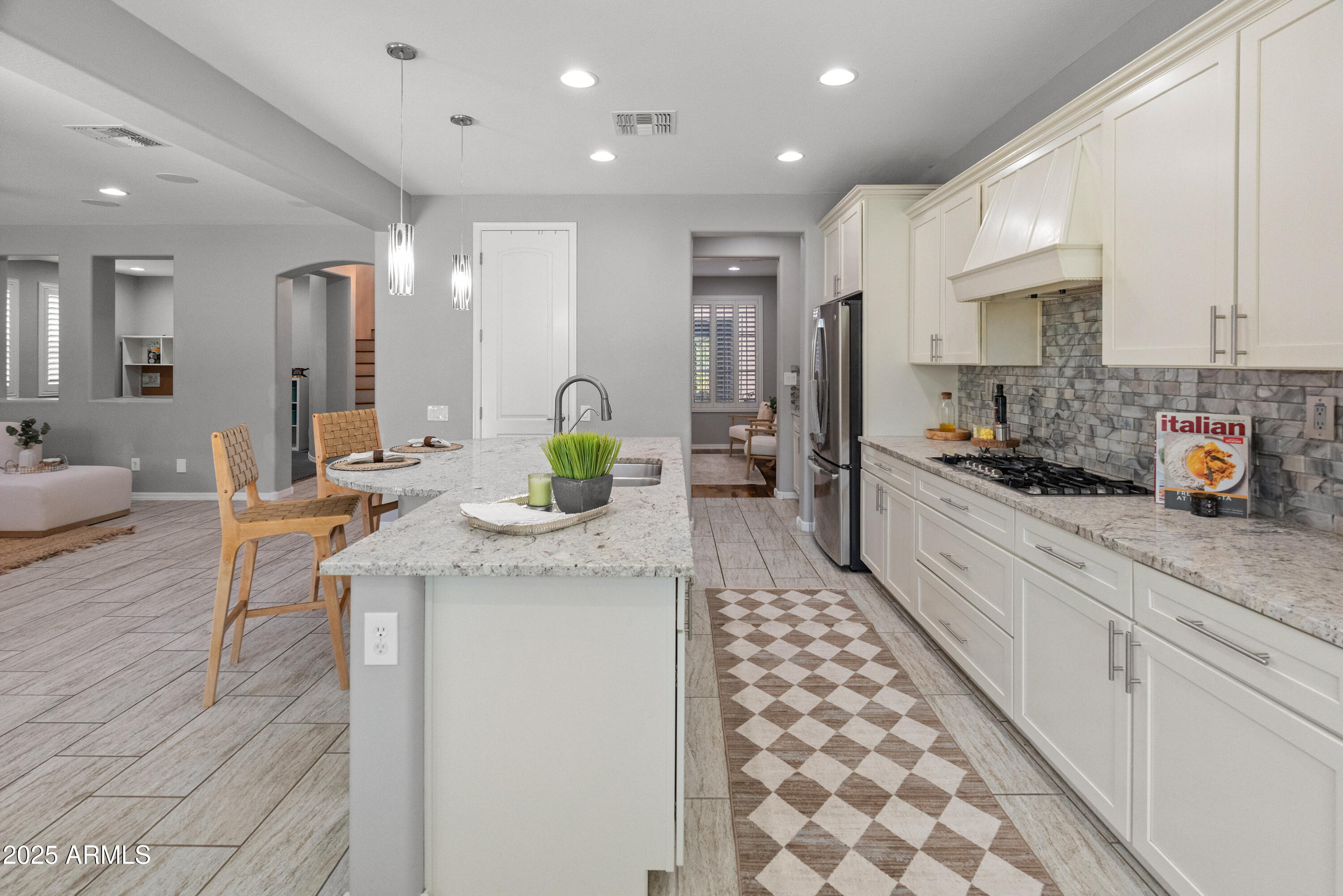 Phoenix, Arizona 85050, United States, 5 Bedrooms Bedrooms, ,5 BathroomsBathrooms,Residential,Active,135535