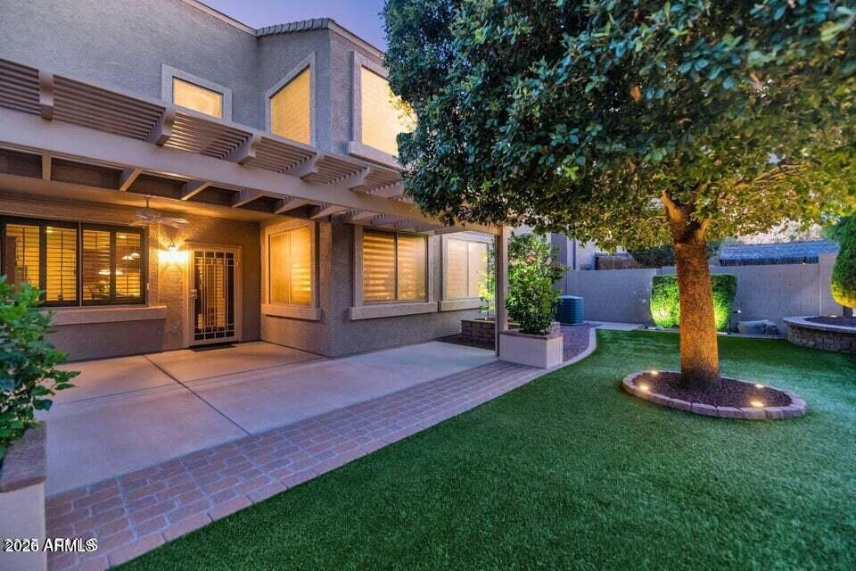 9582 W ALBERT Lane W