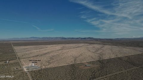 640 W Acres Oatman Highway 0 Golden Valley AZ 86413