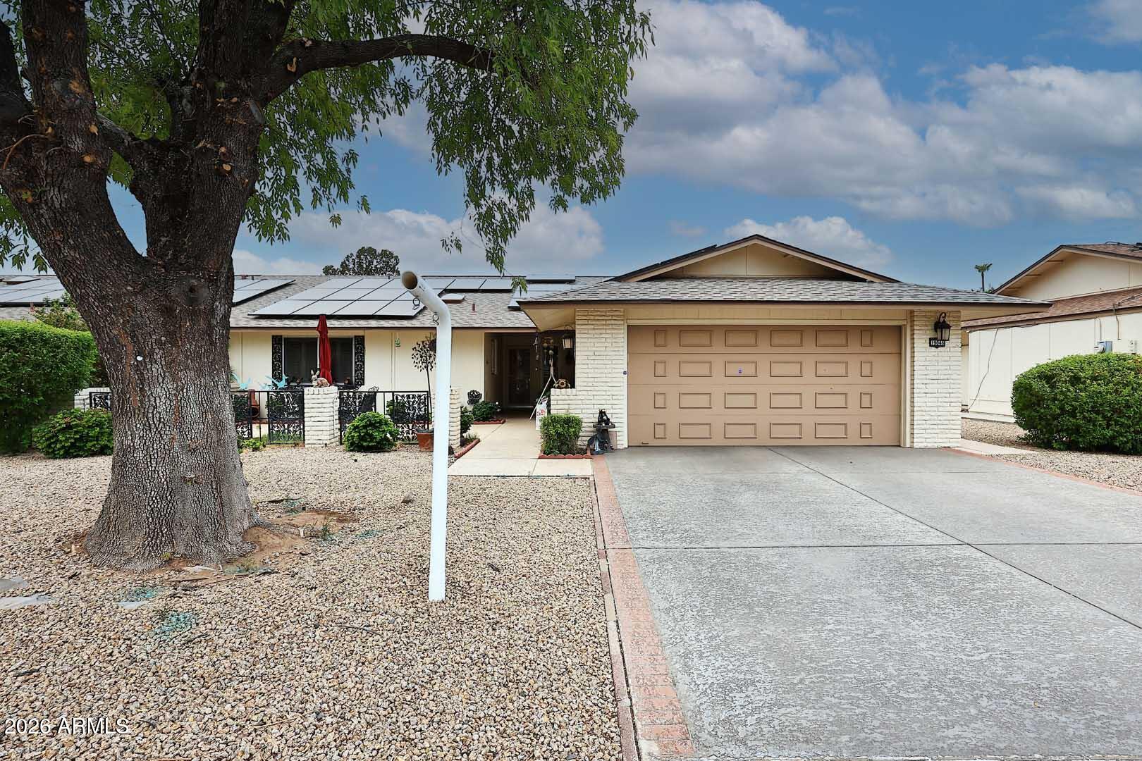 19046 N Lakeforest Drive
