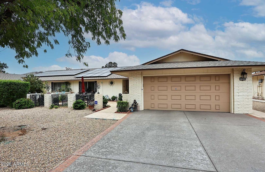 Photo of 19046 N Lakeforest Drive, Sun City, AZ 85373 (MLS # 7062127)
