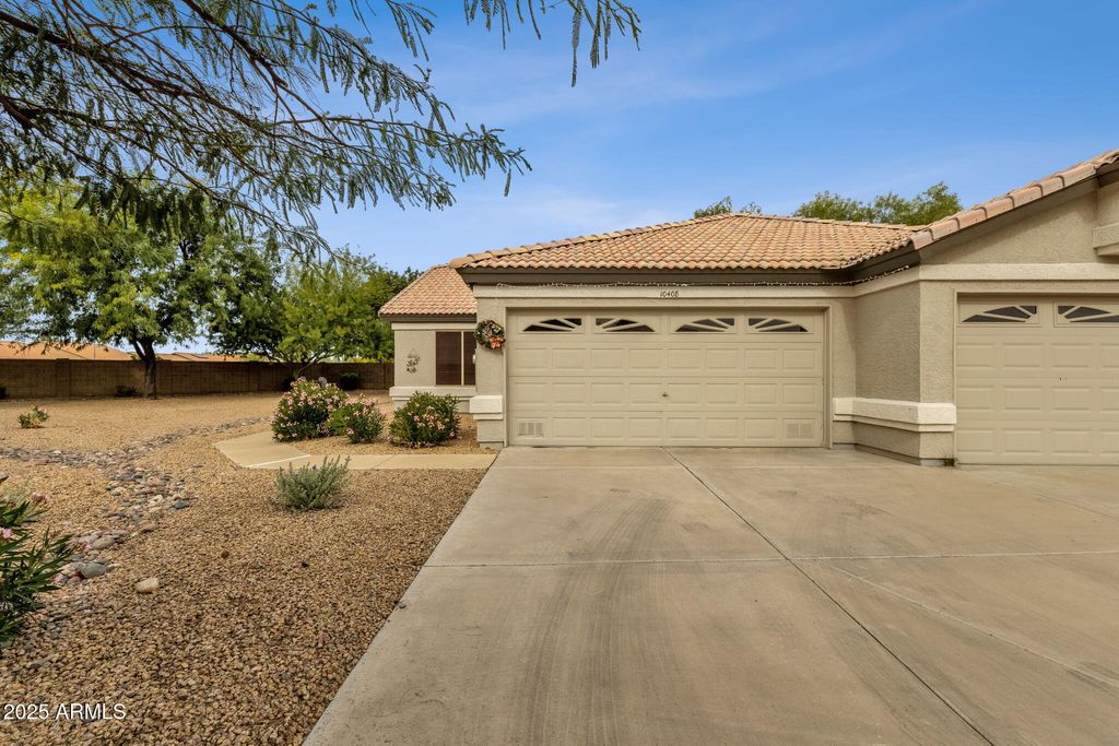 Photo of 10408 W Burnett Road, Peoria, AZ 85382 (MLS # 6961151)