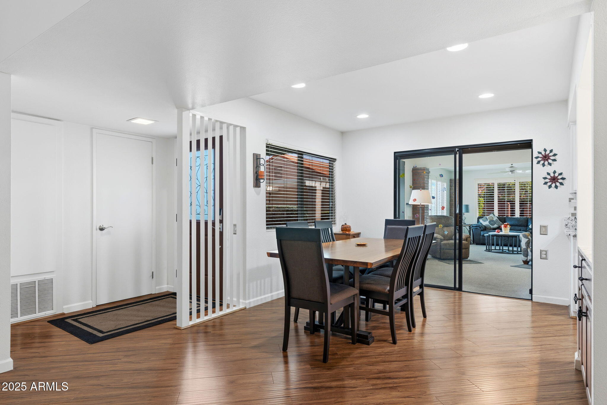 402 LEISURE WORLD --