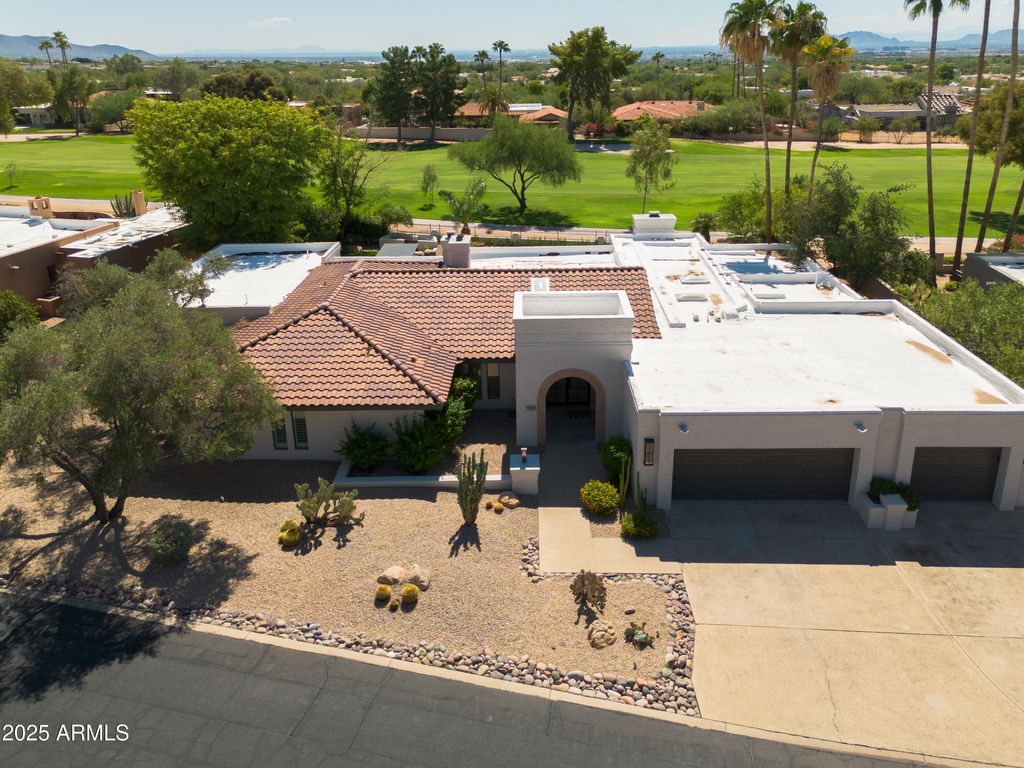 Photo of 8641 E Clubhouse Way, Scottsdale, AZ 85255 (MLS # 6926049)