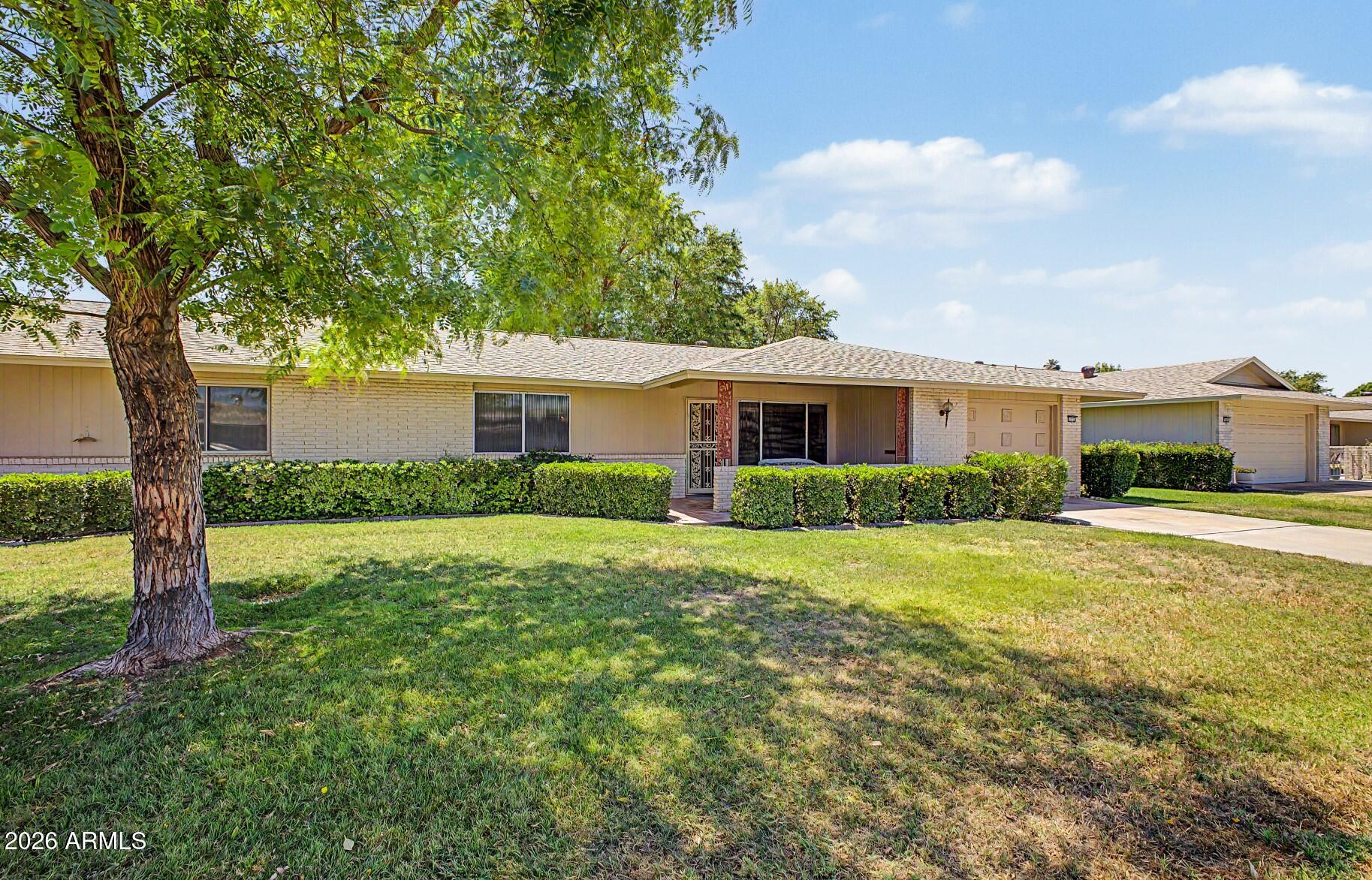 9933 W PLEASANT VALLEY Road