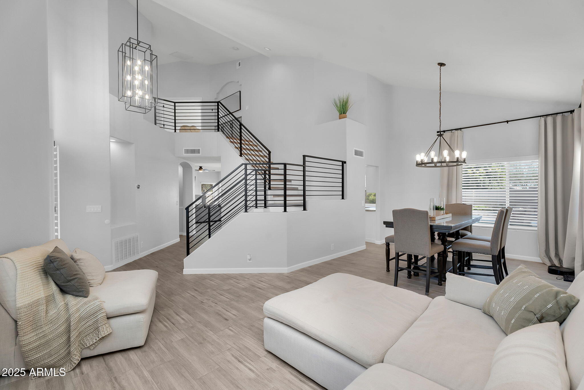 1311 W THUNDERHILL Drive
