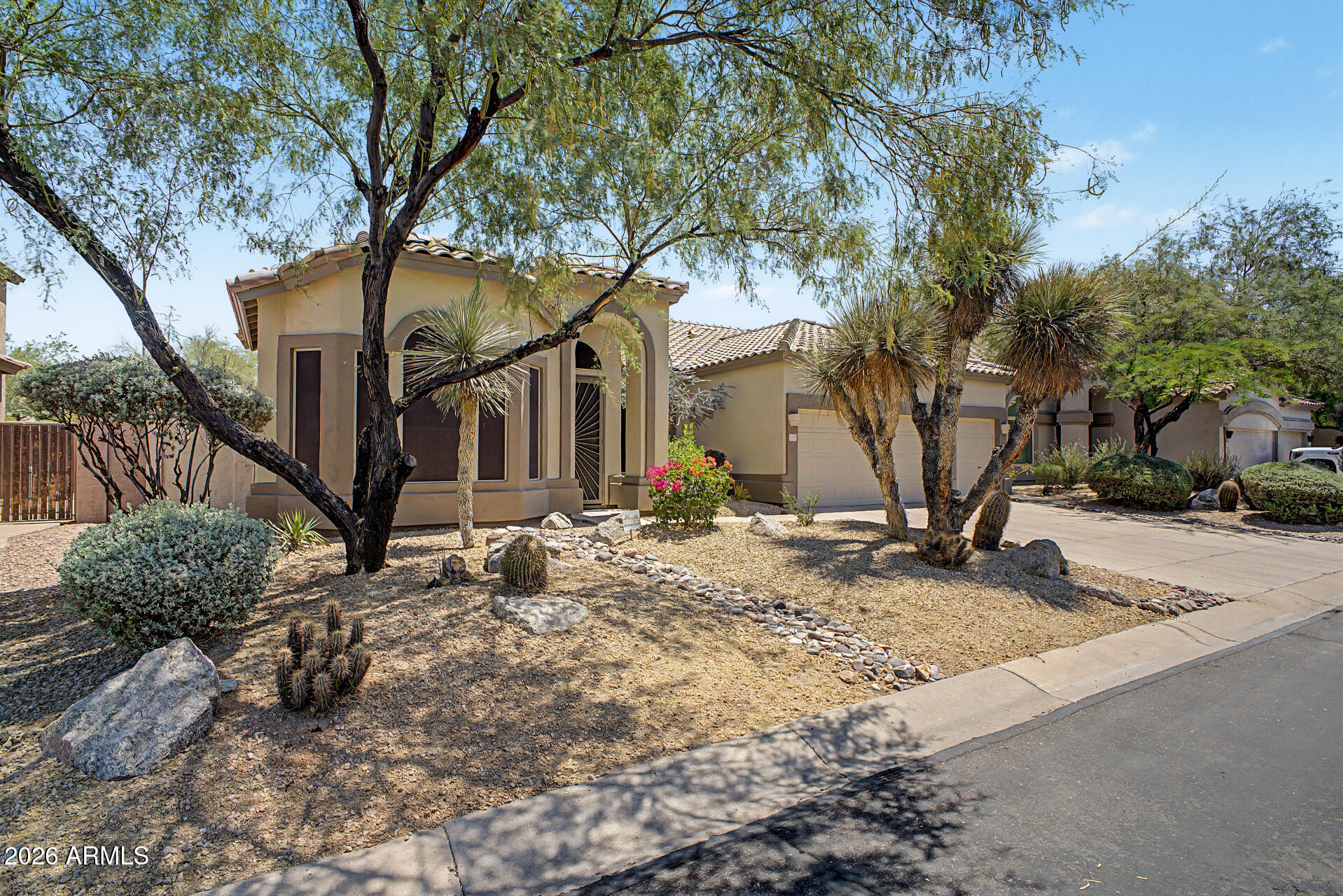 3060 N Ridgecrest -- 77