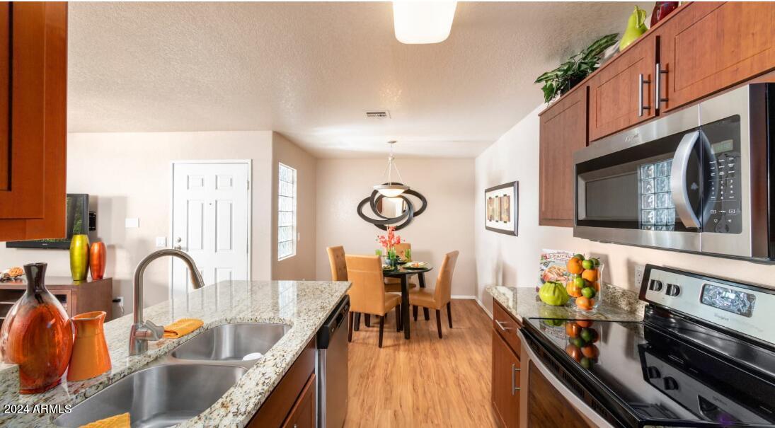 13440 N 44TH Street 1W