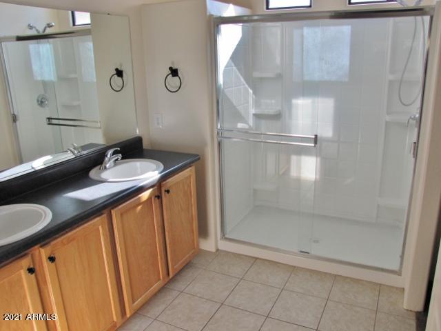 LEGENDS AT VALIENTE UNIT 2 - Residential Lease