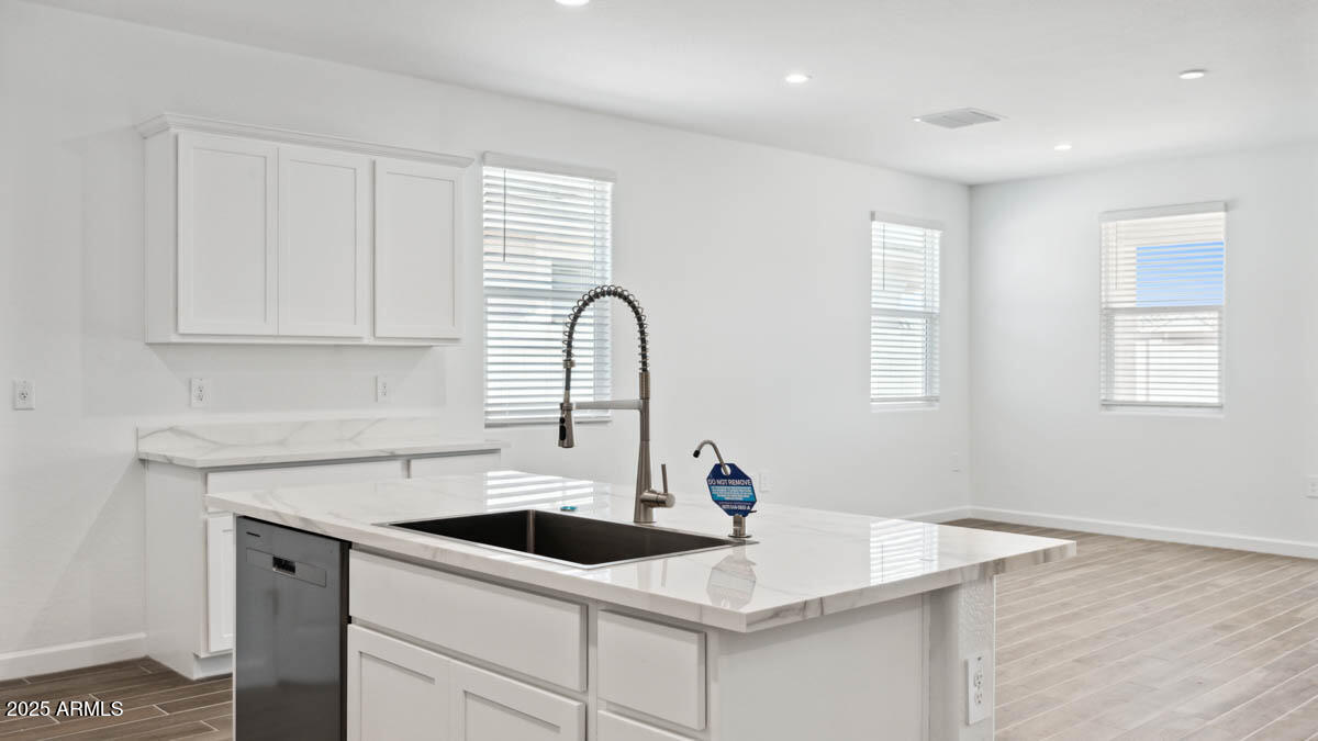 2326 W Solstice Avenue